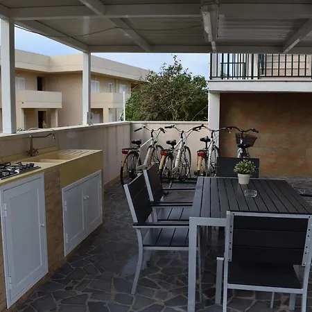 Punta Di Mola مارينا دي راغوزا