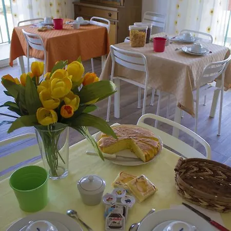 Punta Di Mola فندق مبيت وإفطار مارينا دي راغوزا