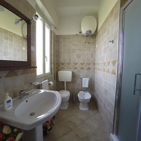 Punta Di Mola فندق مبيت وإفطار مارينا دي راغوزا